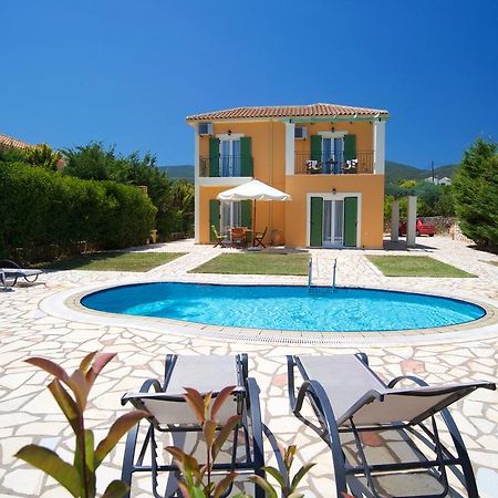 Iliachtides Villas カラヴォミロス エクステリア 写真