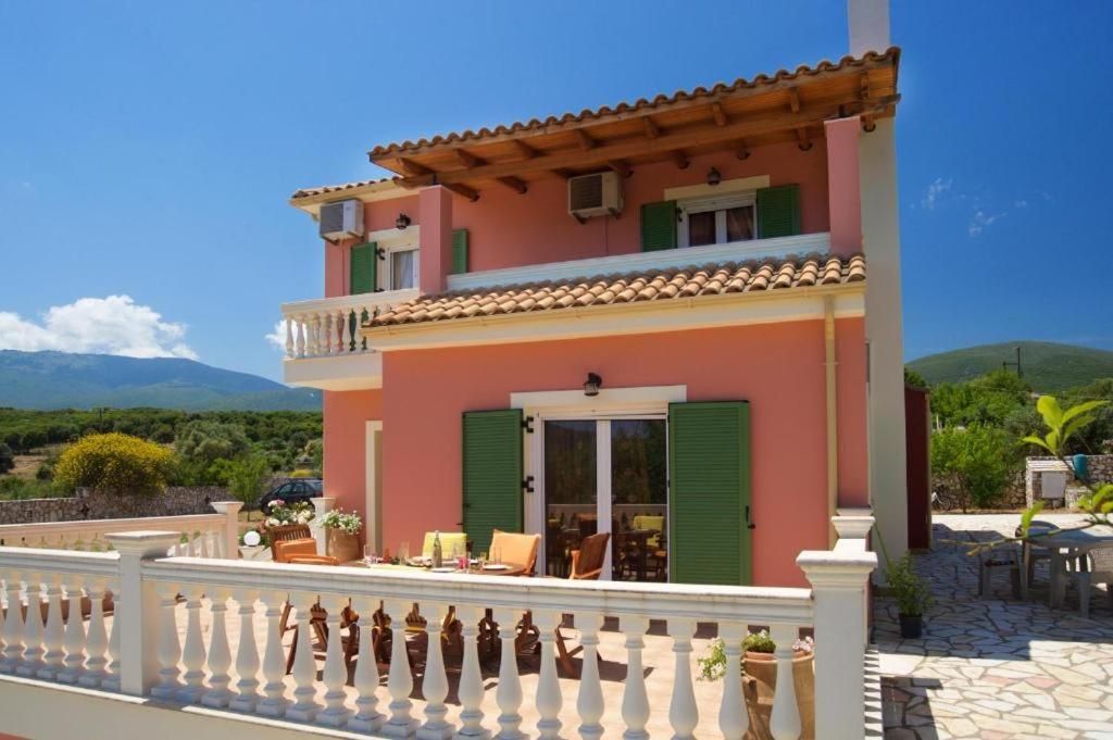 Iliachtides Villas カラヴォミロス エクステリア 写真